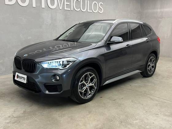 BMW X1 2.0 16V TURBO ACTIVEFLEX SDRIVE20I 4P AUTOMÁTICO